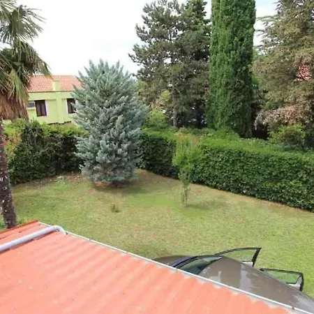Holiday home In - Insel Krk 53298 *