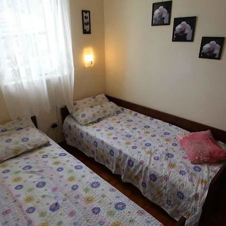 Holiday home In - Insel Krk 53298 Malinska